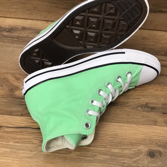 CONVERSE CTAS HIGH TOP BRAND NEW - Picture 11 of 14